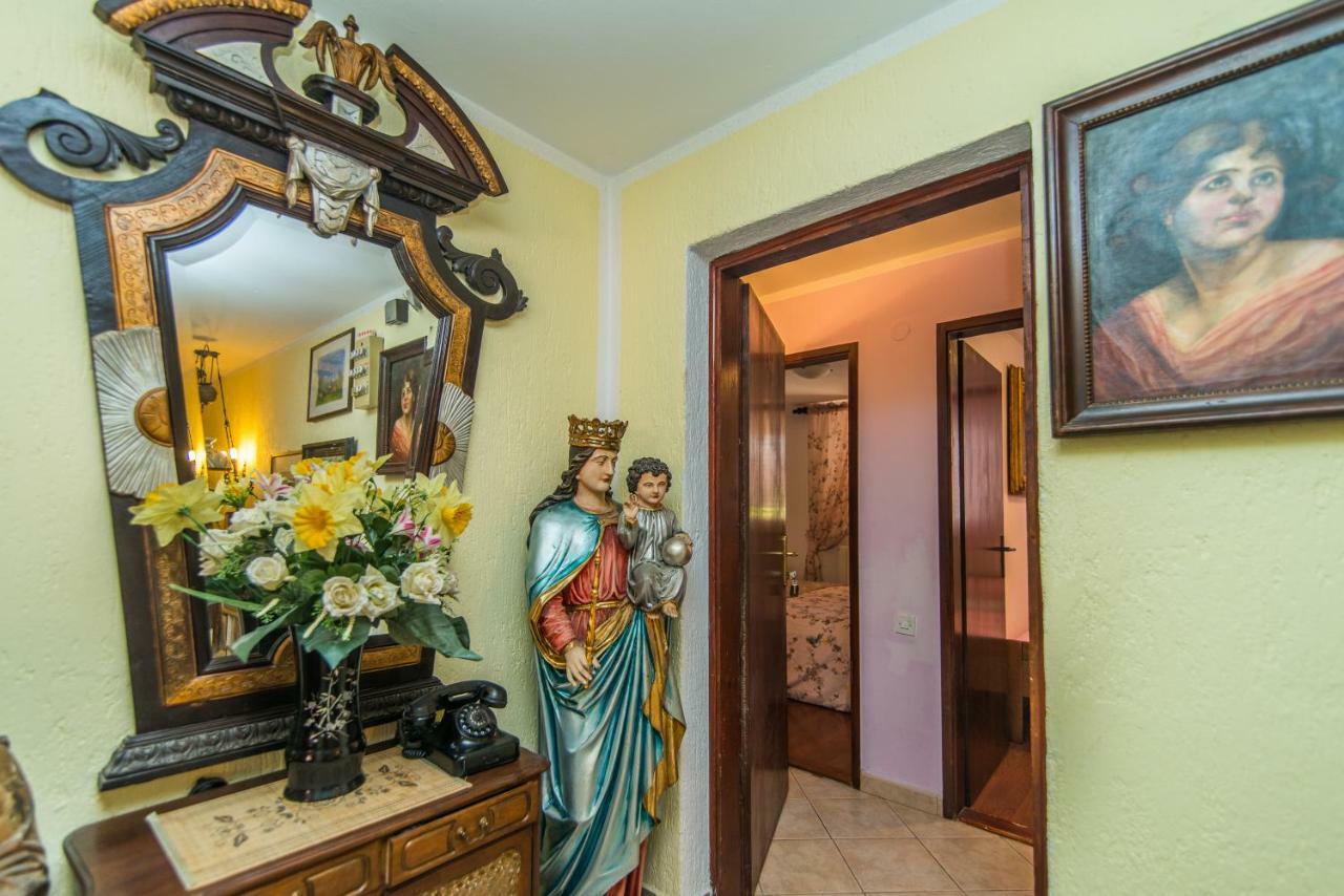 Apartmani Marina ポレッチ エクステリア 写真