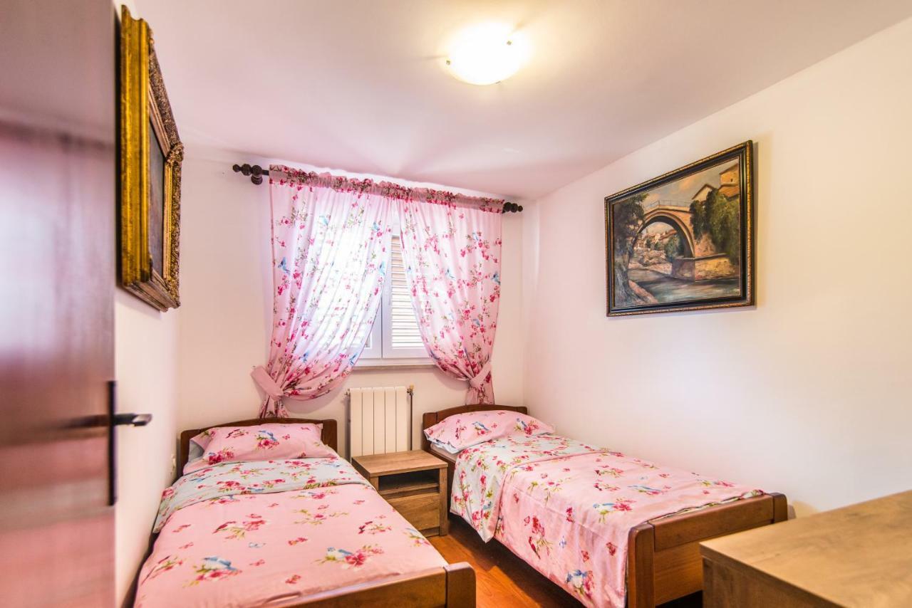 Apartmani Marina ポレッチ エクステリア 写真