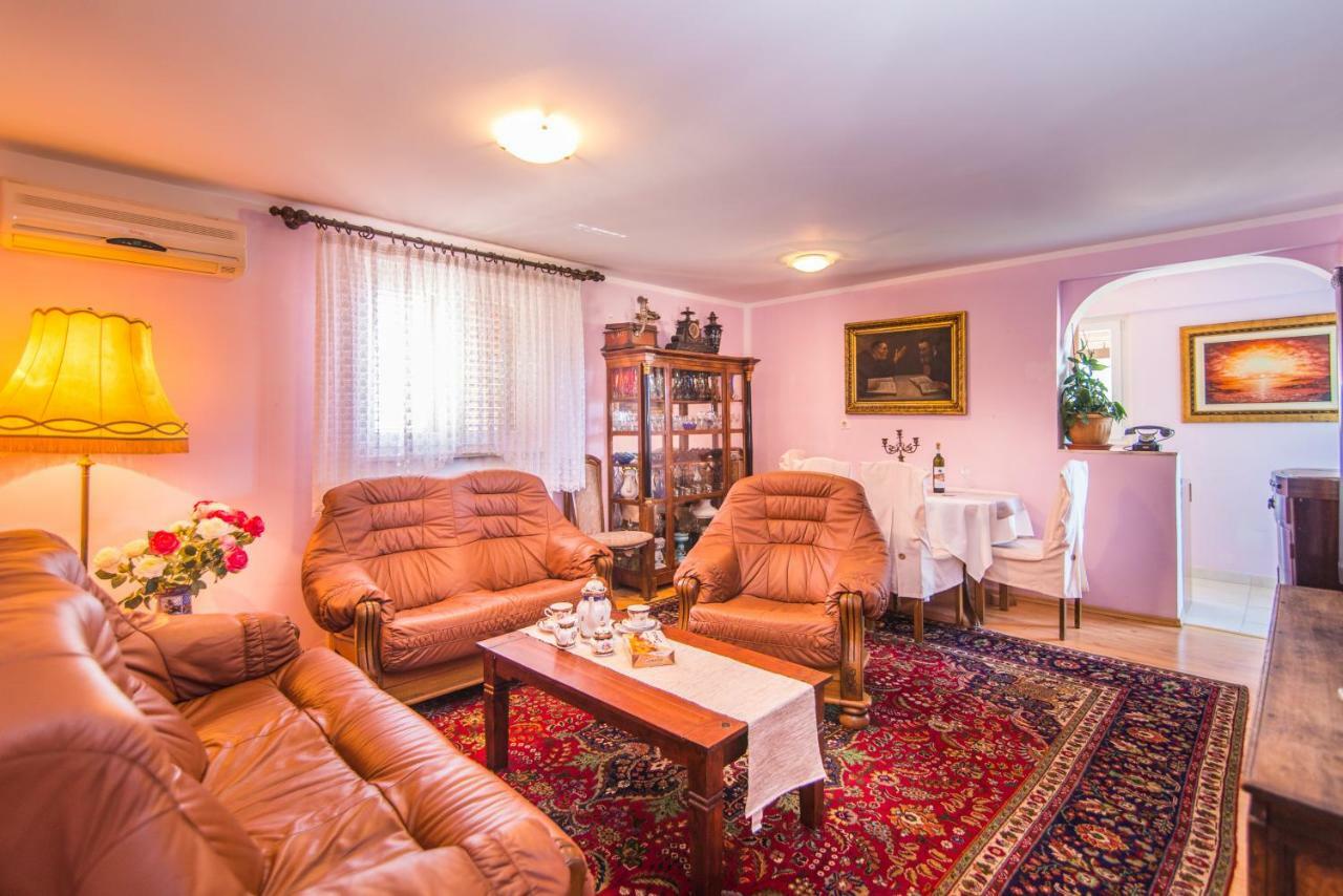 Apartmani Marina ポレッチ エクステリア 写真