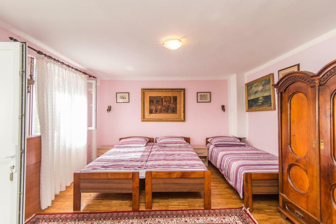 Apartmani Marina ポレッチ エクステリア 写真